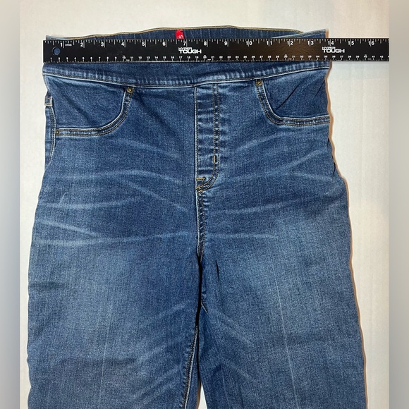 Spanx Cropped Flare High Waisted Blue Pull On Jeans Size Medium Womens - Picture 6 of 9